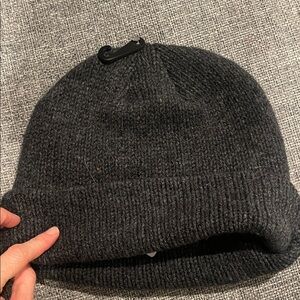Men’s Cozy Black Knit Beanie